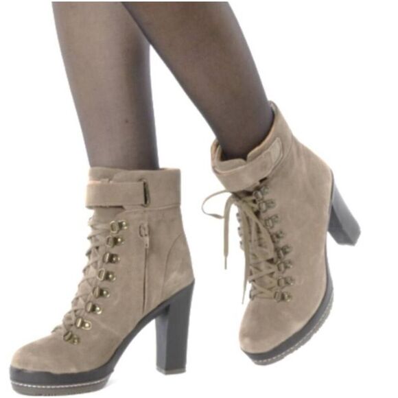 KELSI DAGGER Rane Black Suede Ankle Boot Size 8 - Picture 1 of 7